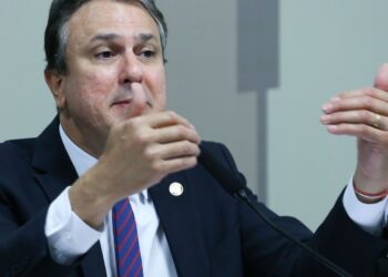 camilo-santana-defende-aprovacao-de-pl-das-fake-news