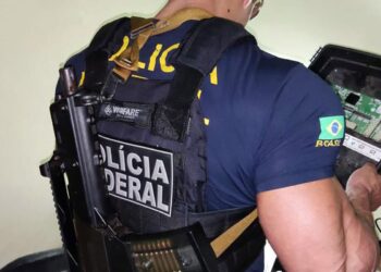 pf-faz-acao-contra-empresa-suspeita-de-monitorar-operacoes-policiais