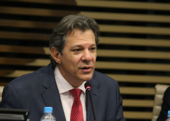 Haddad diz que ficou ‘bastante preocupado’ com decisão do Copom
