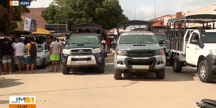 Operadores de turismo protestam contra entrada de veículos não autorizados no Parque Nacional dos Lençóis Maranhenses