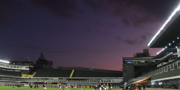 santos-tera-que-jogar-com-portoes-fechados-apos-confusao-em-classico