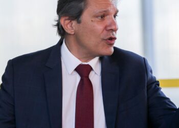 camara-deve-respeitar-acordo-firmado-com-oab-sobre-carf,-diz-haddad