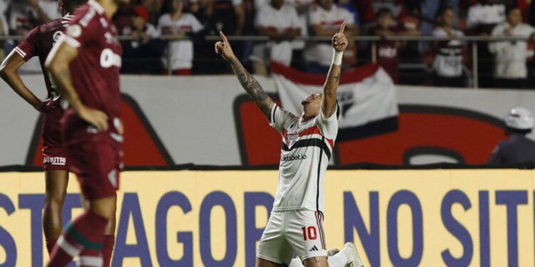 sao-paulo-vence-fluminense-por-1-a-0-pelo-campeonato-brasileiro