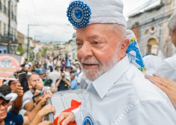 em-festa-da-independencia-do-brasil-na-bahia,-lula-exalta-povo-baiano