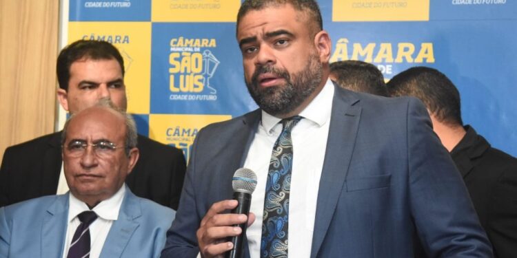 Paulo Victor anuncia desistência de pré-candidatura à Prefeitura de São Luís