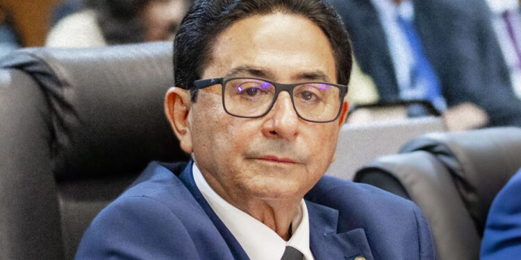 Justiça bate o martelo: Hemetério Weba perde mandato e terá bens bloqueados por improbidade