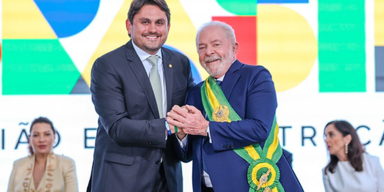 Juscelino Filho entrega o cargo após denúncia da PGR — União Brasil já articula substituto